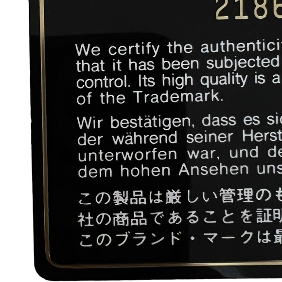 CHANEL Black quilted Patent Leather Classic Maxi Double Flap Bag - Picture 10 of 10